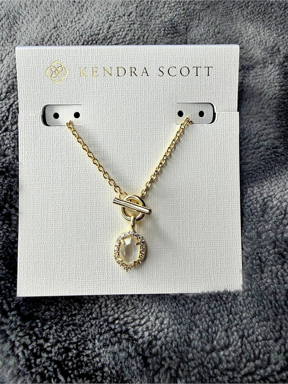 NWT Kendra Scott Daphne Crystal Frame Necklace